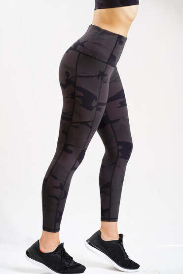 Alexo Women's 7/8 Concealed Carry Leggings in Dark Night Camo side view